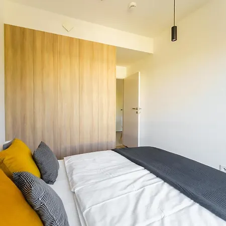 Apartment Shellter Design Przy Plazy- Rogowo