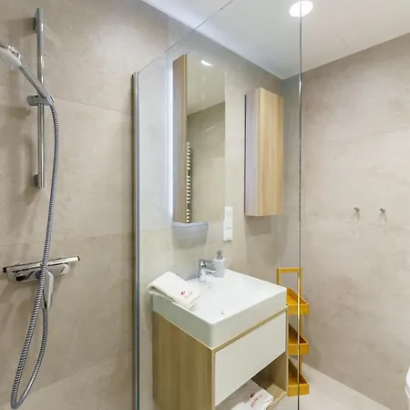 Apartment Shellter Design Przy Plazy- Rogowo