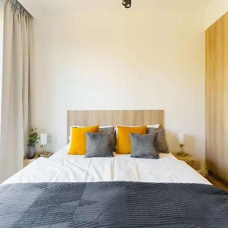 Shellter Design Przy Plazy- דירה רוגובו