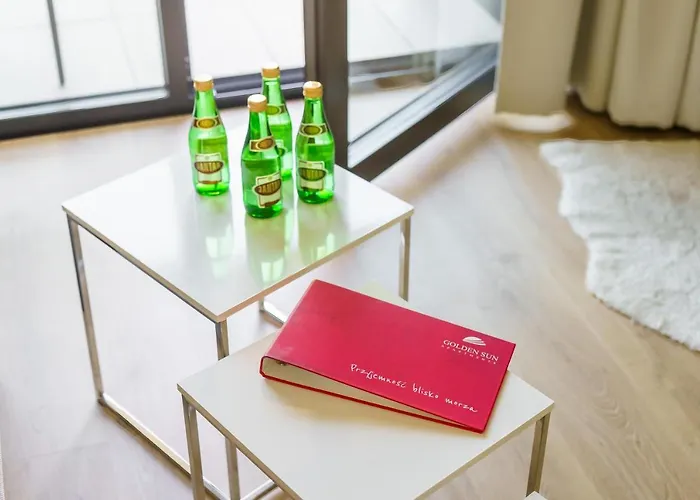 Shellter Design Przy Plazy- Lägenhet